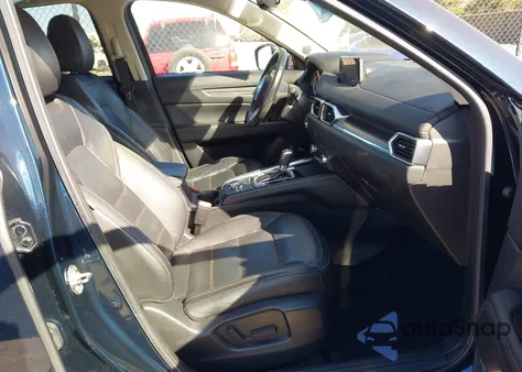 2018 Mazda Cx-5 Grand Touring z USA, uszkodzony, nr VIN JM3KFBDM6J0440216